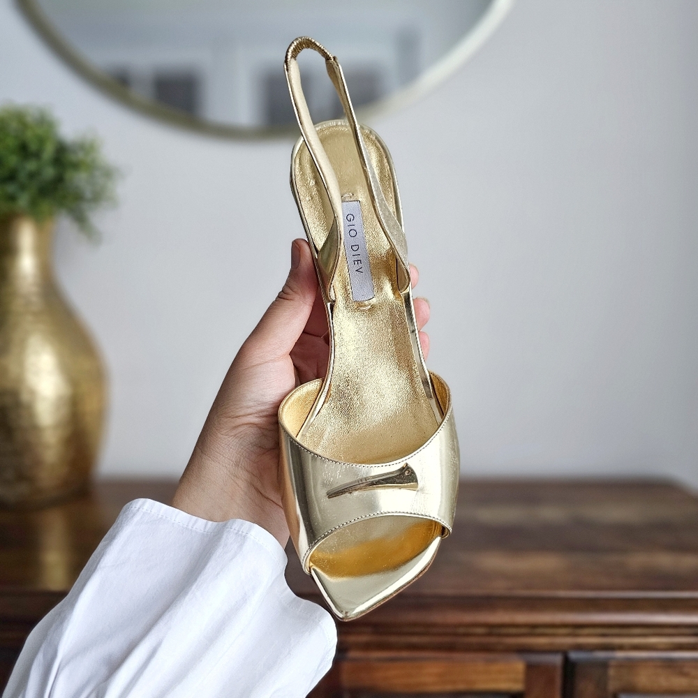 ✨ GIO DIEV Italian Gold Metallic Slingback Heel Single LEFT Shoe Only – Size 39